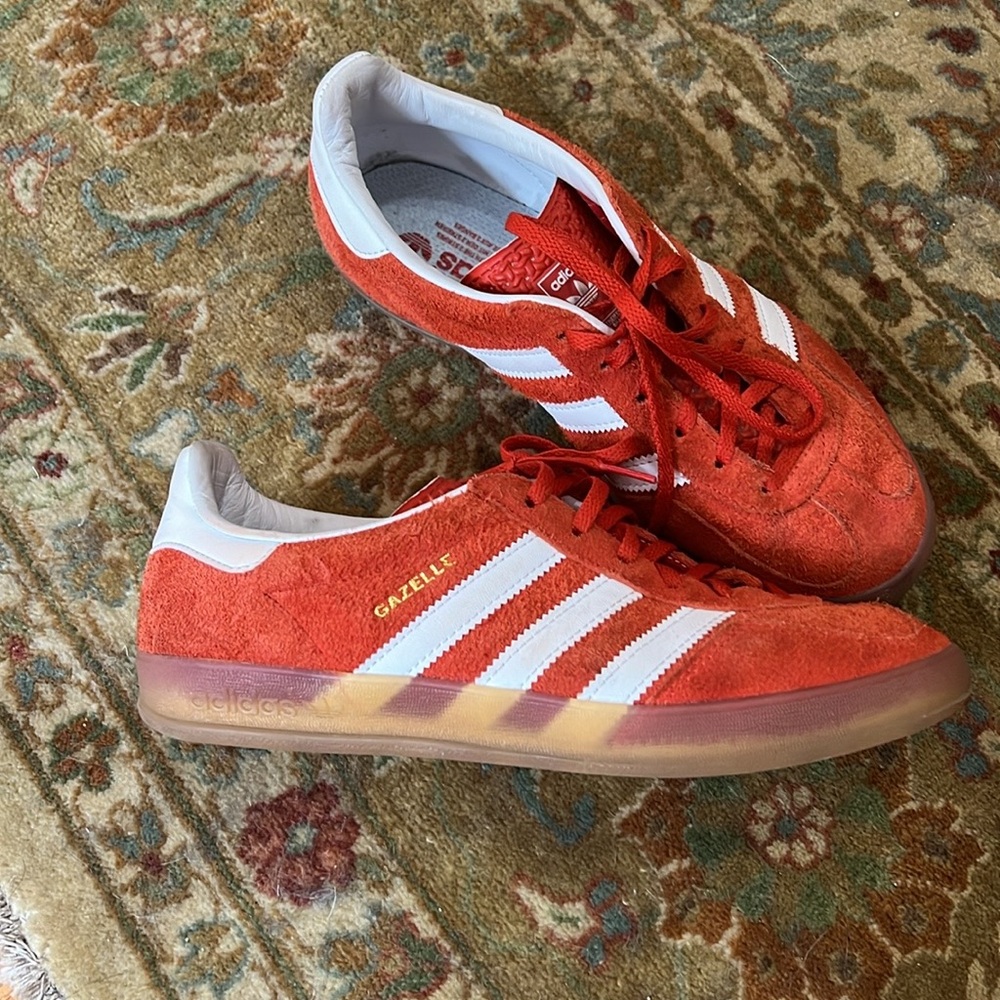 Gazelle adidas sneakers